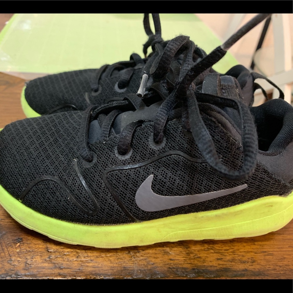 Boys Nike Shoes